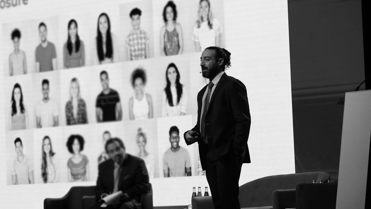 speaking-imcas-presenting